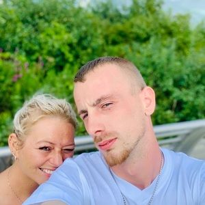 Meet your Posher, Joshua